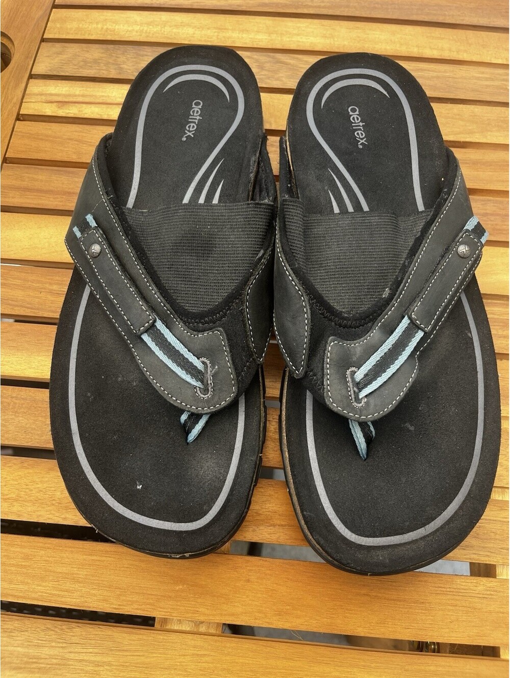 Aetrex Men’s Size 14 Arch Support Orthotic Thong Sandals Flip Flops Black Blue
